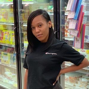 Meet your Posher, Mya